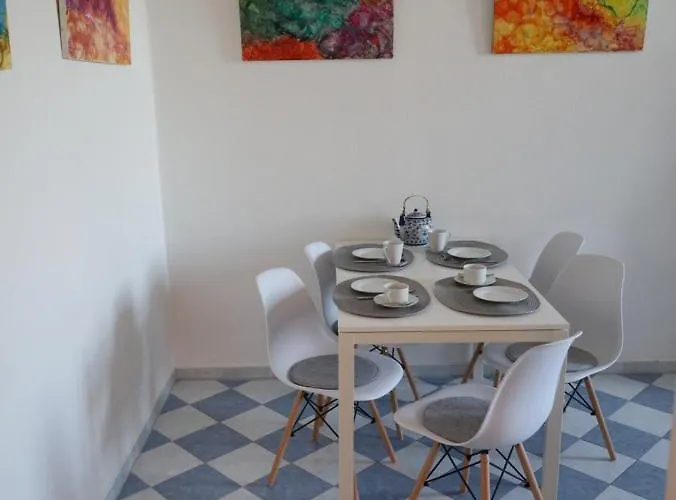 In Der Kunstgalerie * شيمنيتز